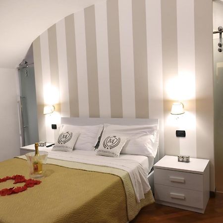 Montesantogroup Sorrento Room Naples Exterior photo