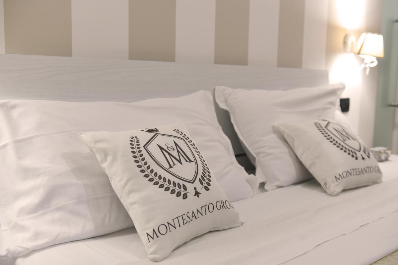 Montesantogroup Sorrento Room Naples Exterior photo
